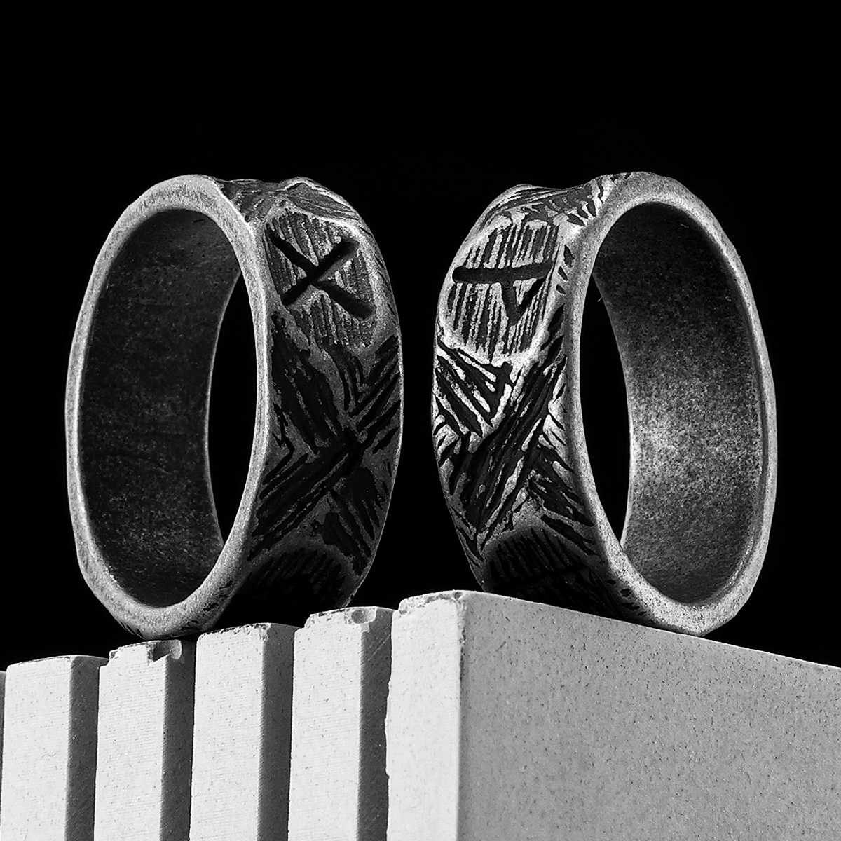 Minimalism Retro Viking Runes  - đánh giá và giá Vintage Fashion Newtown